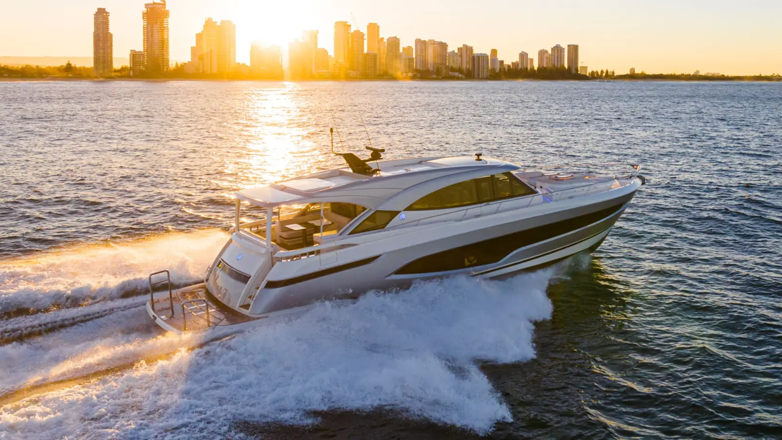 Riviera 6800 Sport Yacht Platinum under way